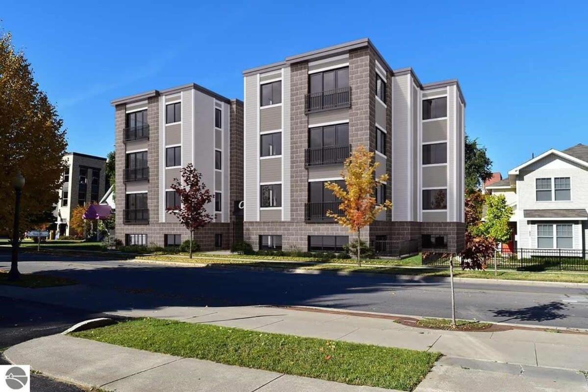 Downtown Traverse City Capri Condo 316 Esterno foto